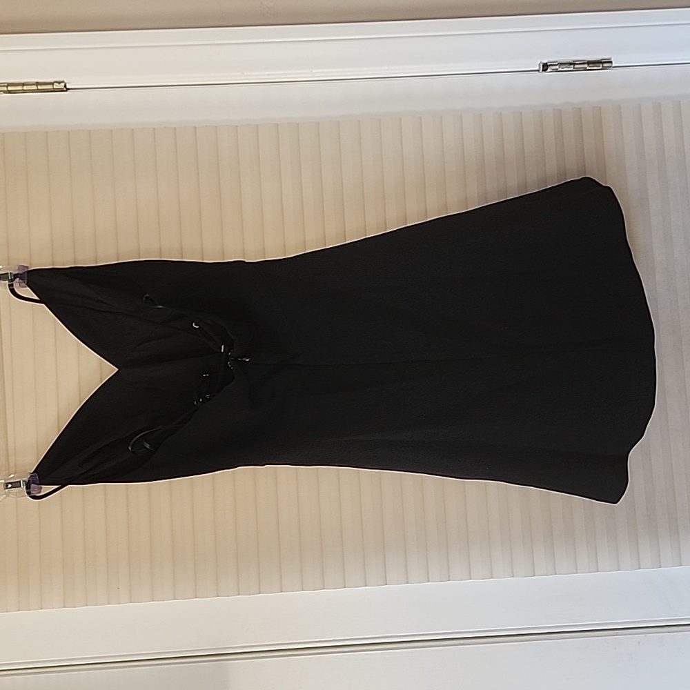 LITTLE BLACK DRESS - Picture 2 of 5